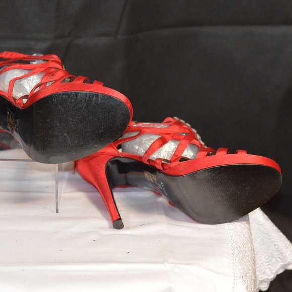 Red Satin Sandal heel with Rhinestones Sz 39/8 - Picture 5 of 9